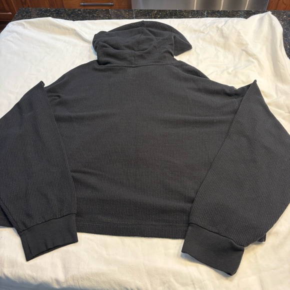 Pink Women’s Woven Black Hoodie Cropped Size Large - Picture 4 of 4